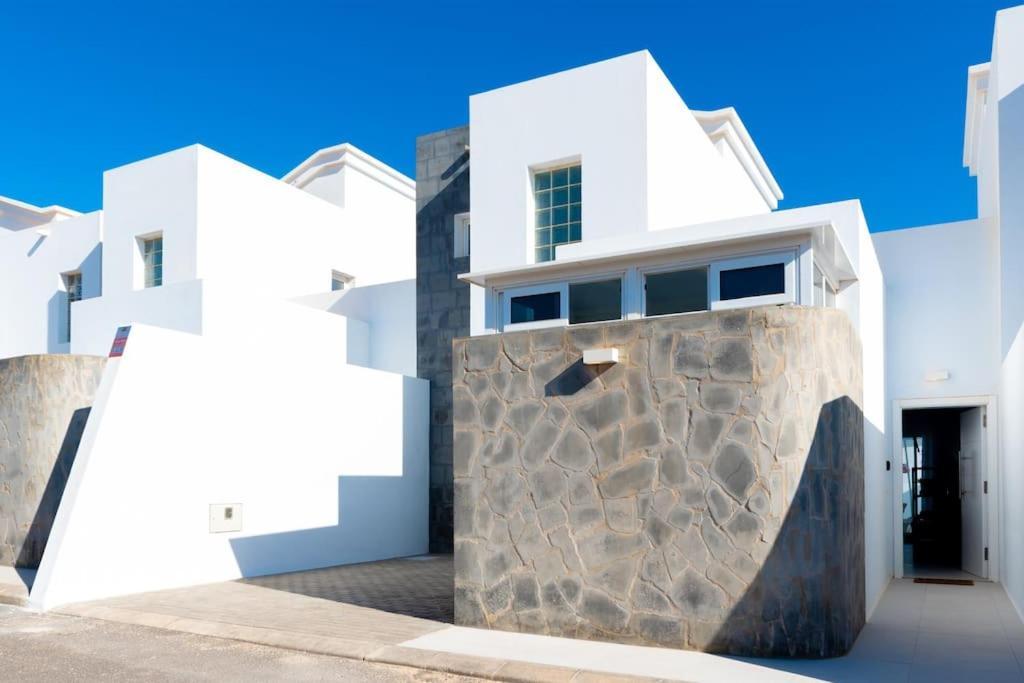 Casa Lolalo - Modern Villa With Pool, 15Min Walk To Marina Rubicon Playa Blanca  Exterior photo